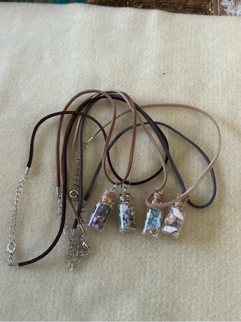 Set of 4 Handmade crystal chip & seashell Pendant Necklaces, NWOT